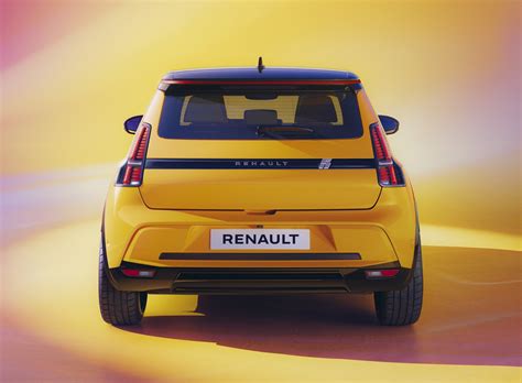 Reborn 2025 Renault 5 E-Tech Arrives in One Important Market Soon, 'Le