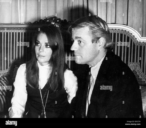 Actress Natalie Wood with husband Richard Gregson Stock Photo: 69435957 ...