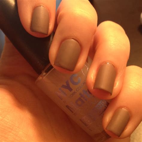 NYC Matte Me Crazy Clear Matte Topcoat Turn Any Color To A Matte