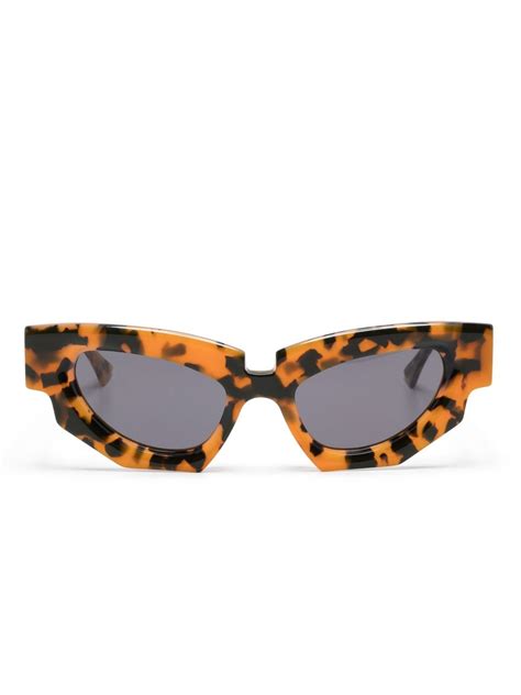 Kuboraum Tortoiseshell Effect Sunglasses Farfetch