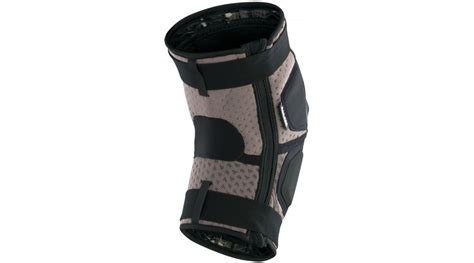 Ion K Pact Zip Knee Protection