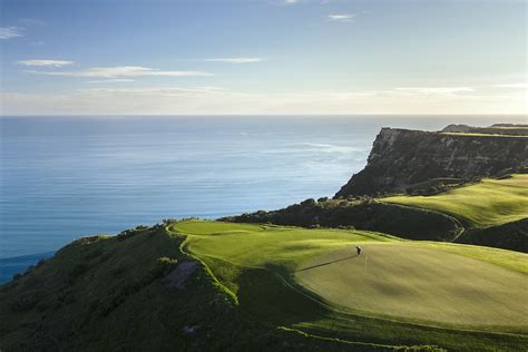 10 Of The Best Golf Courses In New Zealand For A Real Holiday Adventure