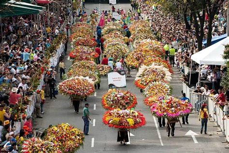 Feria De Las Flores Cuando Es Cristi Gabriell