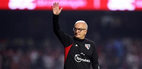 La CBF confirma a Dorival Júnior como nuevo entrenador de Brasil La H