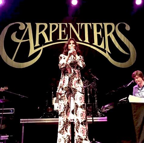 Show recreates a live Carpenters' concert