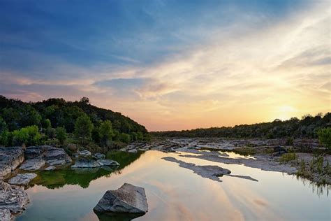 Arch Ray On The River 24 ★ River Retreat ★ Fredericksburg Tx