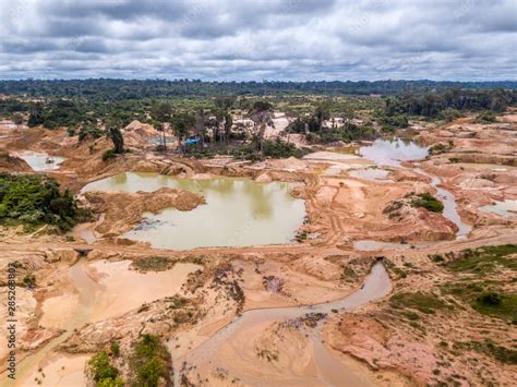 Fototapeta Kuchenna Aerial View Of Deforested Area Of The Amazon