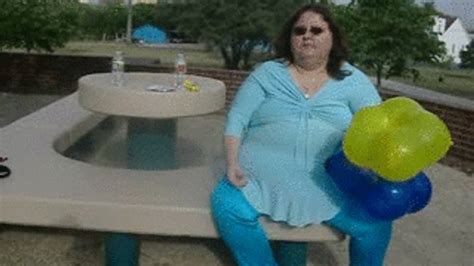 B A Smoky POP Mpg BBW Balloons Where Big Gals Play Clips4sale