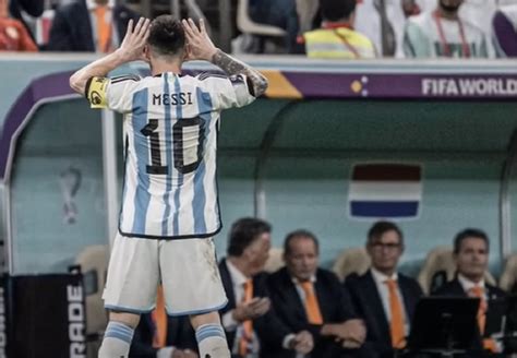 Terungkap Ini Alasan Lionel Messi Lakukan Selebrasi Nyeleneh Saat