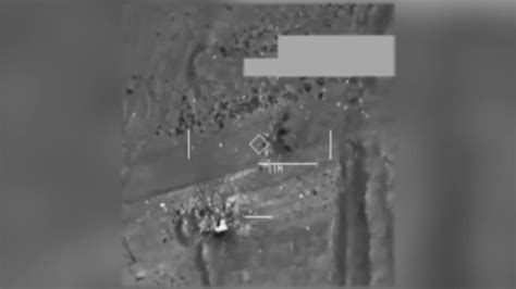 Officials U S Airstrikes Pound Isis Near Iraqi Dam Cnn