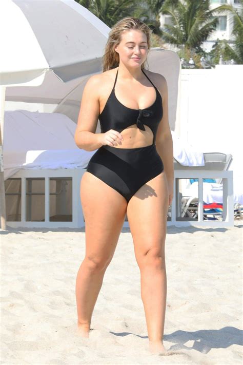Iskra Lawrence Sexy Photoshoot At Beach Hot Celebs Home