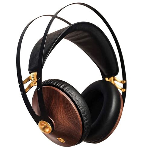 The 15 Best Bass Headphones For Bass Heads In 2024