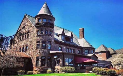 Belhurst Castle in Geneva, NY | Finger Lakes Hotels