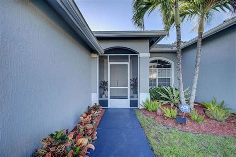 5407 Seagrape Dr Fort Pierce Fl 34982 Mls R10944295