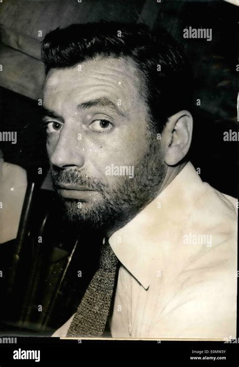 Simone Signoret Yves Montand Hi Res Stock Photography And Images Alamy