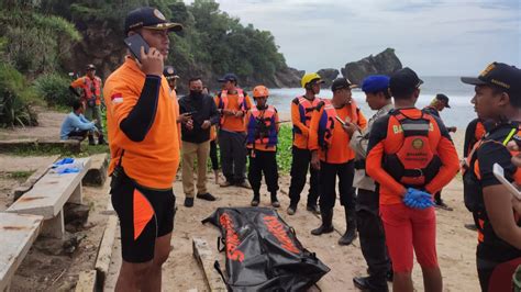 Wisatawan Korban Tenggelam Di Pantai Jungwok Gunungkidul Berhasi Ditemukan