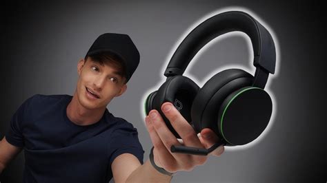 New 100 Xbox Wireless Headset First Impressions And Mic Test Youtube