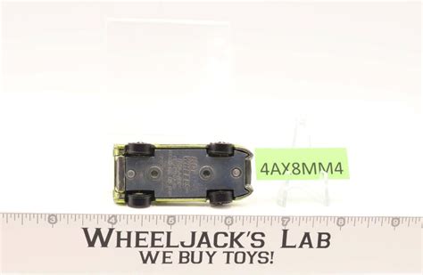 Ford J Car Antifreeze Green Yellow 1968 Hot Wheels Mattel Vintage Redline RL Wheeljack S Lab