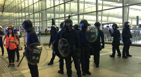 Hong Kong airport: Flights resume after chaos | CNN