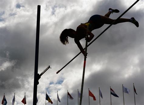 What is Pole Vaulting? (with pictures)