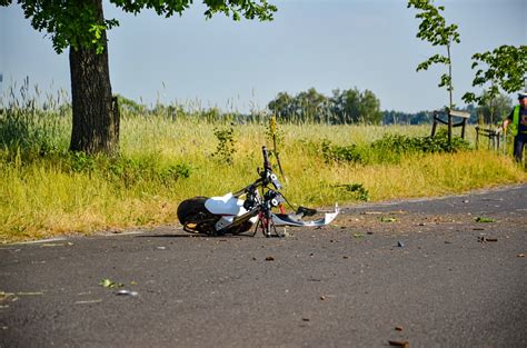 Tragiczne Zderzenie Motocykla Z Drzewem Jarocin112