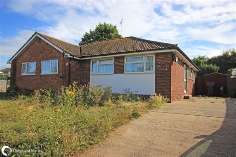 Windmill Avenue Ramsgate 2 Bed Semi Detached Bungalow For Sale £265 000