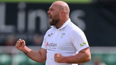 County Championship Worcestershire S Joe Leach Takes 6 73 Against Sussex Bbc Sport