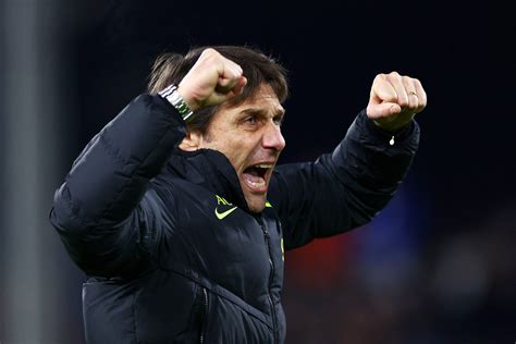 Antonio Conte Returns To Work At Tottenham After Gallbladder Surgery