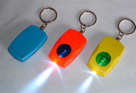 Fashion LED Key Chain Light (HB2408) - China Flashlight Key Chain and ...