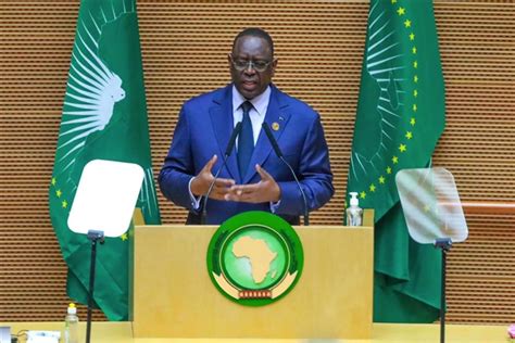 Macky Sall cède la Présidence de l UA à Azali Assoumani aNiamey Photos