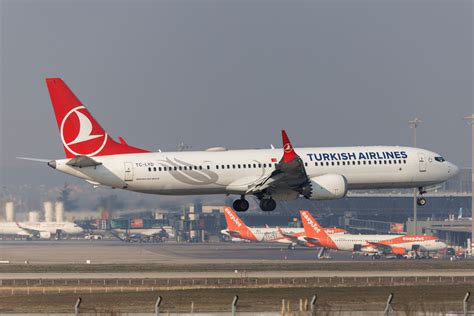 TC LYD Boeing 737 9 MAX Turkish Airlines LFLL Lyon Flickr