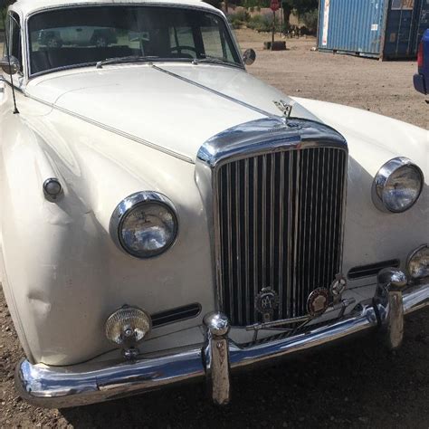 Autostrucksrods On Twitter The Bentley S Saloon The Design