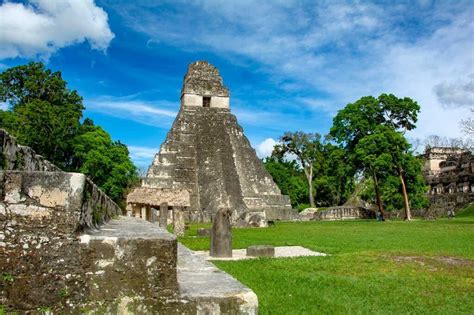 Explorando La Fascinante Historia Y Costumbres De Los Mayas Un Viaje