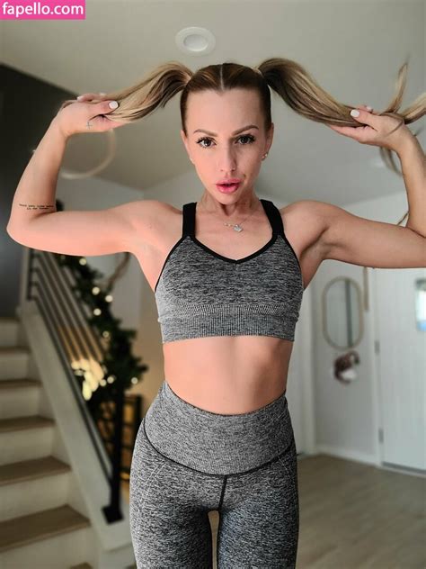 Lexi Belle Omgitslexi Nude Leaked Onlyfans Photo Fapello