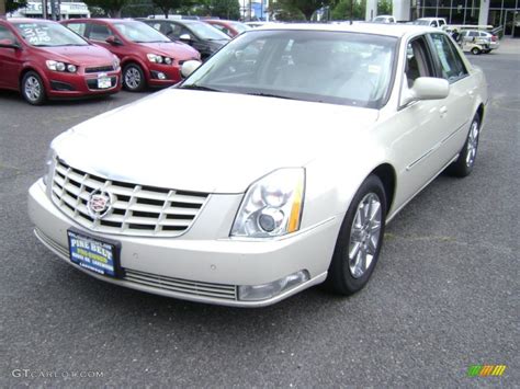 2011 Vanille Latte Metallic Cadillac DTS Premium 68829354 Photo 10