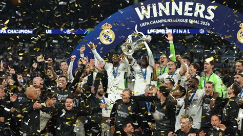 El Real Madrid Celebra Junto A La Afici N Su Decimoquinta Champions En