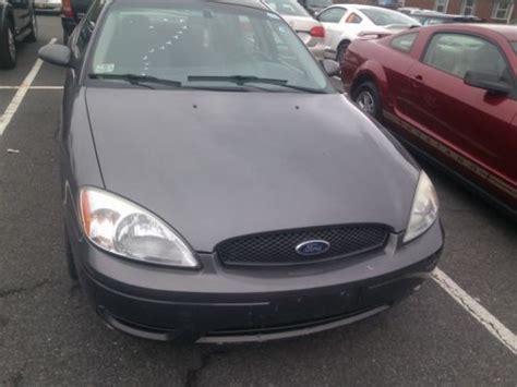 Purchase Used 2004 Ford Taurus Se Sedan 4 Door 3 0l In Hawley Pennsylvania United States