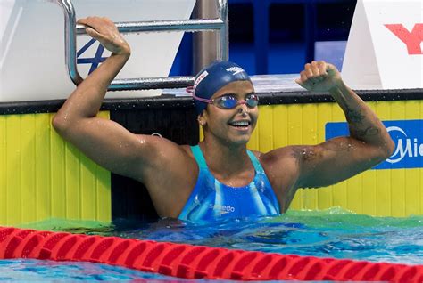 Brasileira Ganha Ouro E Faz História Em Mundial De Natação Jornal Joca