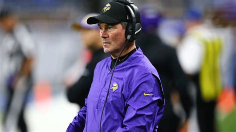 Mike Zimmer Says Vikings Still Have Time to Address Offensive Line