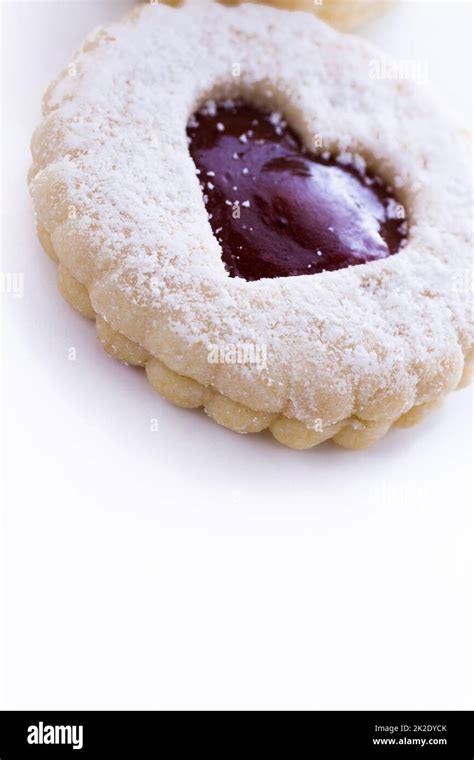 Linzer Torte Cookies Stock Photo - Alamy