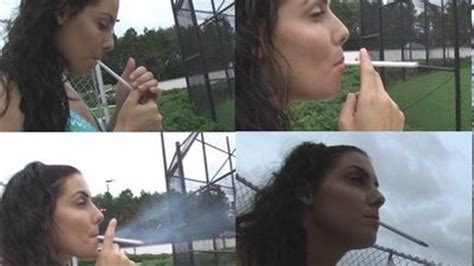 Lisa Smoking 14 Smoking Sexy Girls Clips4sale