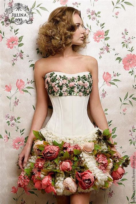 Il Colore E Poesia Dellanima Flower Fashion Flower Dresses Floral