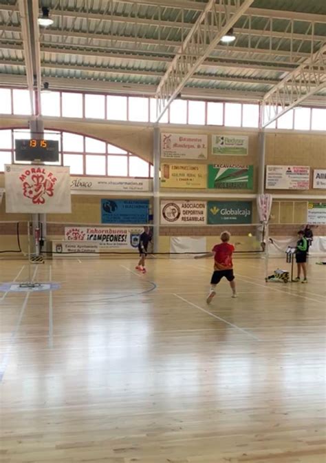 La Temporada De B Dminton Escolar Comienza En Moral De Cva