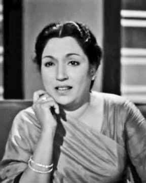 Lalita Pawar photos and images - Cinestaan.com