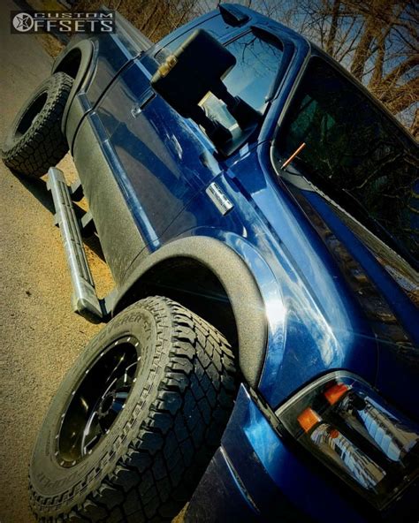 2005 Ford F 250 Super Duty Wheel Offset Aggressive 1 Outside Fender