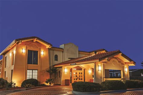 La Quinta Inn by Wyndham Midland | Midland, TX Hotels