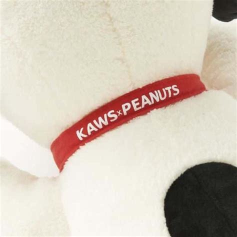 Uniqlo Kaws X Peanuts Snoopy 史努比娃娃聯名款白m