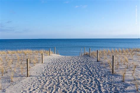 Rügen Foto Strandzugang am Südstrand des Ostseebades Göhren im Februar