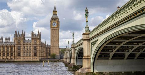 london city landmarks  app audio  getyourguide