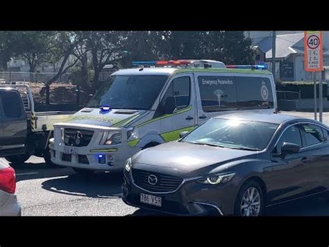 QAS Ambulance 5185 Responding Mount Gravatt YouTube